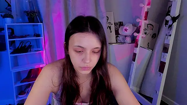 Snapshot of Sahara_Shields chatting on November 2025 11:09:01 AM Sahara Shields online show from November 2025 11:09:01 AM