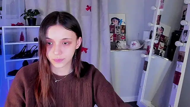 Snapshot of Sahara_Shields chatting on January 2026 10:29:02 AM Sahara Shields online show from January 2026 10:29:02 AM