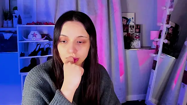 Snapshot of Sahara_Shields chatting on February 2026 09:29:02 AM Sahara Shields online show from February 2026 09:29:02 AM