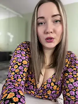 Snapshot of Kiss_My_Body chatting on February 2025 10:17:02 AM Kiss My Body online show from February 2025 10:17:02 AM