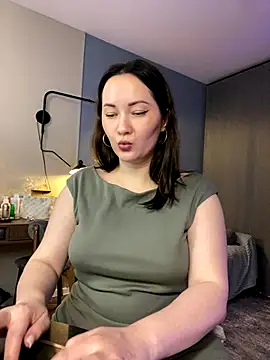 Snapshot of Kiss_My_Body chatting on October 2025 06:28:01 PM Kiss My Body online show from October 2025 06:28:01 PM