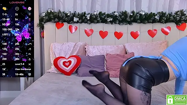 Snapshot of Eva__Summer chatting on February 2025 01:06:01 PM Eva Summer online show from February 2025 01:06:01 PM