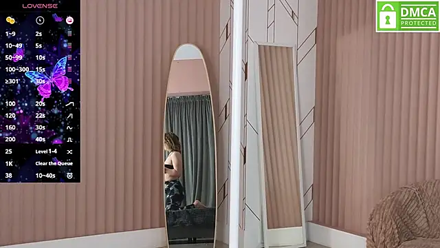 Snapshot of Eva__Summer chatting on February 2025 01:10:02 PM Eva Summer online show from February 2025 01:10:02 PM