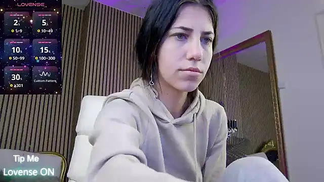 Snapshot of KeylaBlair chatting on March 2025 04:21:01 AM KeylaBlair online show from March 2025 04:21:01 AM