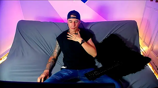 Baan10 online show from February 2025 08:44:01 PM