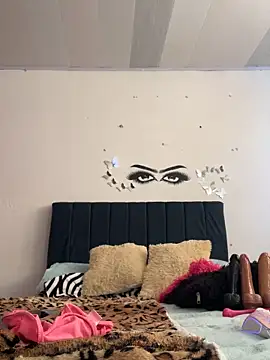 Keyler True18 online show from February 2026 01:53:02 PM