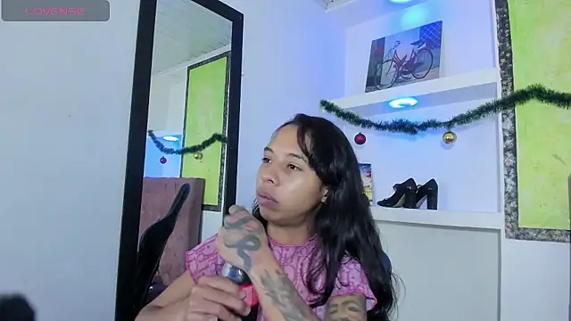 Miss sparkle00 online show from January 2026 08:01:01 PM