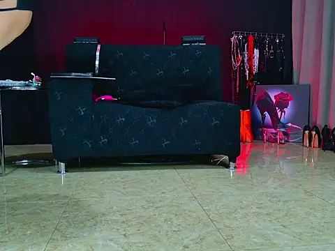 Snapshot of SamaraStone chatting on October 2025 07:37:01 PM SamaraStone online show from October 2025 07:37:01 PM