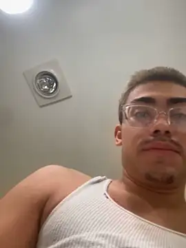 Daddywick online show from November 2025 12:37:02 PM