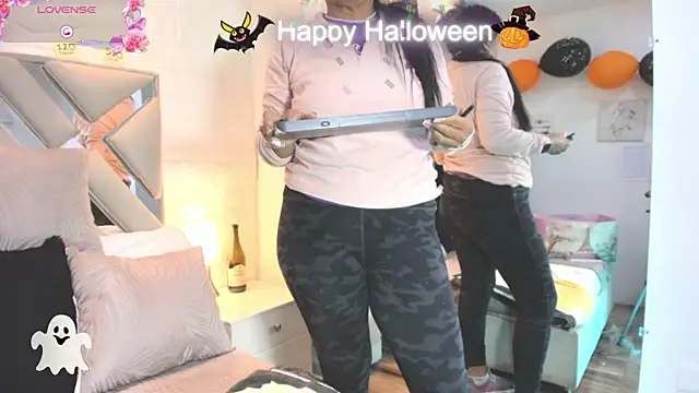 Snapshot of raquell_moore chatting on November 2025 10:28:02 AM raquell moore online show from November 2025 10:28:02 AM