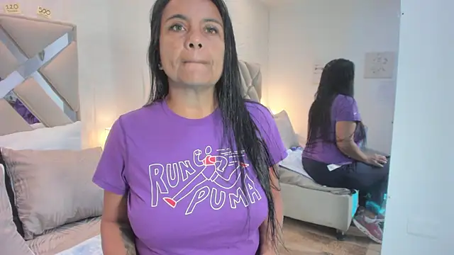 Snapshot of raquell_moore chatting on November 2025 11:58:01 AM raquell moore online show from November 2025 11:58:01 AM