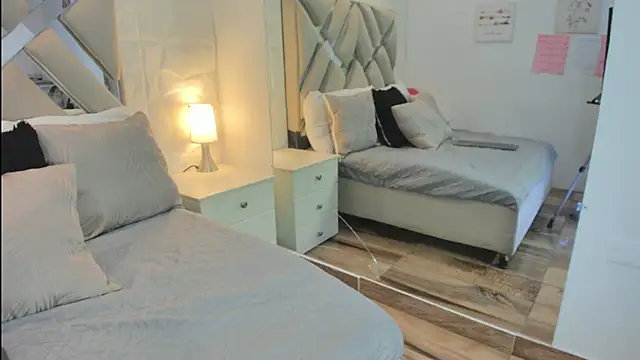 raquell moore online show from March 2026 11:59:01 AM