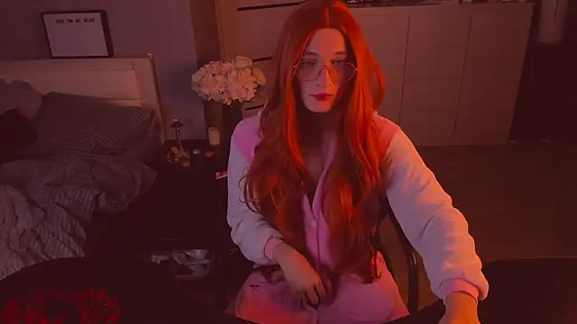 foxy jpg online show from November 2025 12:54:02 AM