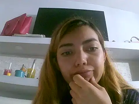 VittoriaTaylor online show from March 2026 05:51:02 PM