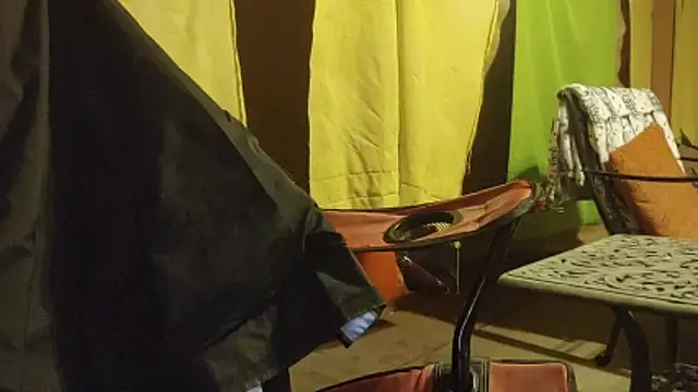 bwcbeat83 online show from January 2026 01:43:02 AM