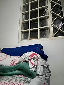 Labylaq online show from January 2025 11:55:01 PM