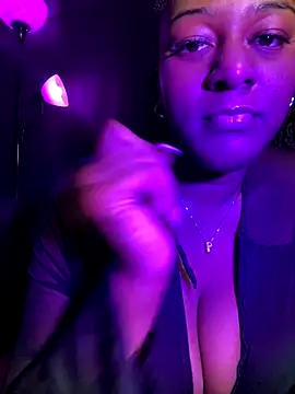 Snapshot of xoxoHotCoCo chatting on November 2025 03:17:01 AM xoxoHotCoCo online show from November 2025 03:17:01 AM