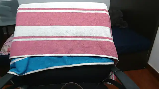 Snapshot of LovelyRosy chatting on September 2025 12:37:02 AM LovelyRosy online show from September 2025 12:37:02 AM