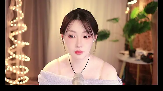 Dou-Dou-er online show from March 2025 03:59:01 PM