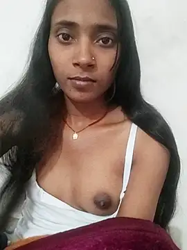 Snapshot of Divya-2007 chatting on February 2026 10:07:02 AM Divya-2007 online show from February 2026 10:07:02 AM