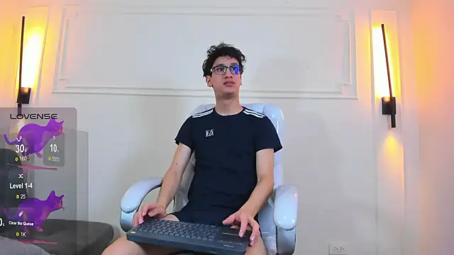 Cum hunters online show from March 2026 03:44:01 AM