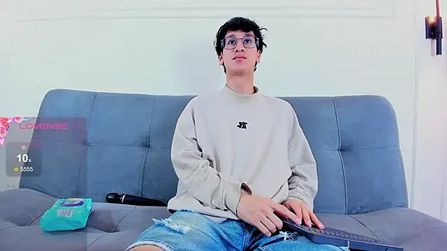 Cum hunters online show from June 2026 03:13:02 AM