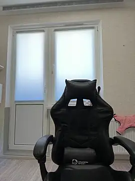 Snapshot of _XxX-XxX_ chatting on March 2025 05:19:01 AM XxX-XxX online show from March 2025 05:19:01 AM