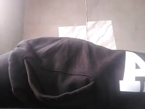 Snapshot of LaneYam chatting on April 2026 04:01:01 PM LaneYam online show from April 2026 04:01:01 PM