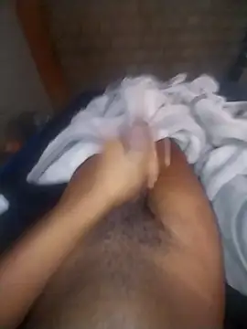 Snapshot of LaneYam chatting on April 2026 06:07:01 AM LaneYam online show from April 2026 06:07:01 AM