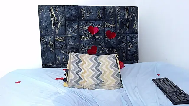 loretahorny online show from February 2025 08:11:02 AM