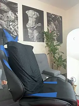 Salvatore costa online show from April 2026 02:43:01 AM