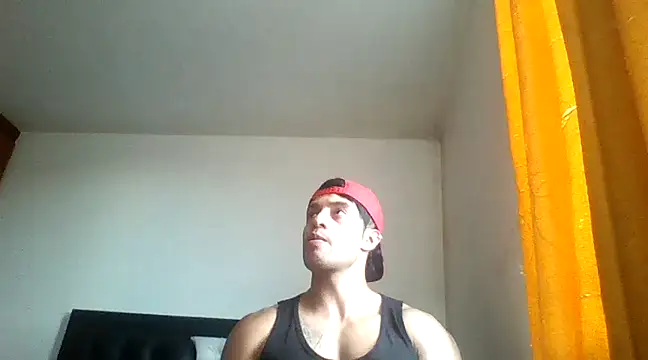 davidcr89 online show from January 2025 09:58:01 PM