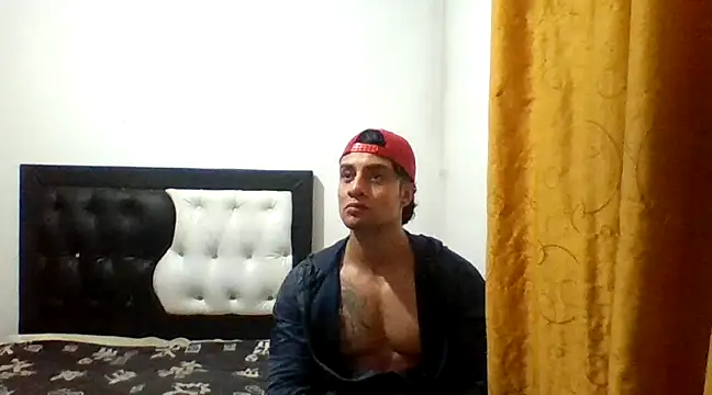 davidcr89 online show from January 2025 06:46:02 AM