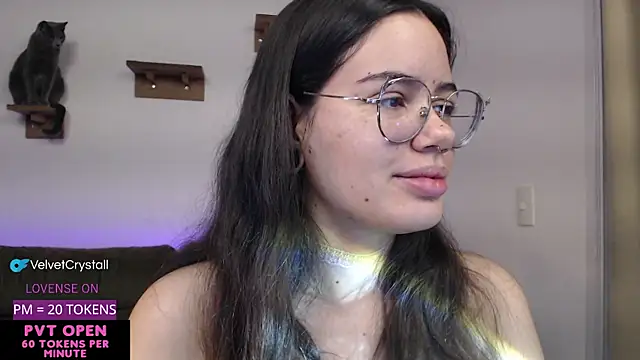 Snapshot of crystalll_room chatting on September 2025 03:54:01 AM crystalll room online show from September 2025 03:54:01 AM
