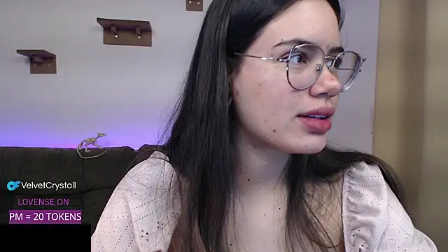 crystalll room online show from October 2025 05:55:02 AM