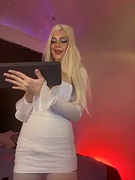  TiffanyCo  online show from November 2025 10:37:02 AM