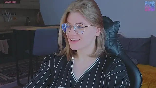  JessieVibes online show from May 2026 03:50:01 PM