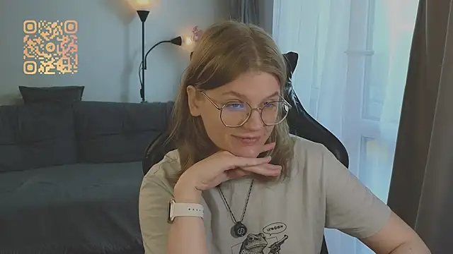  JessieVibes online show from July 2026 01:37:02 PM