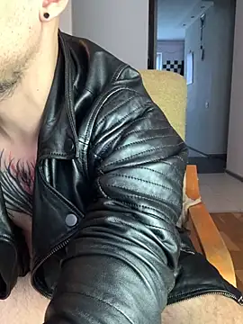 AssHunter4k online show from November 2025 08:06:02 AM