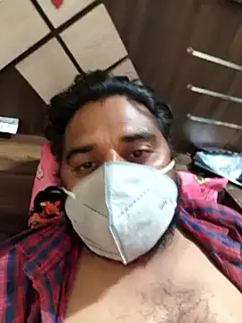 Snapshot of Raziv_komal143 chatting on February 2025 07:36:01 PM Raziv komal143 online show from February 2025 07:36:01 PM