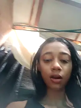 Zoe Sweett18 online show from March 2025 12:30:02 PM