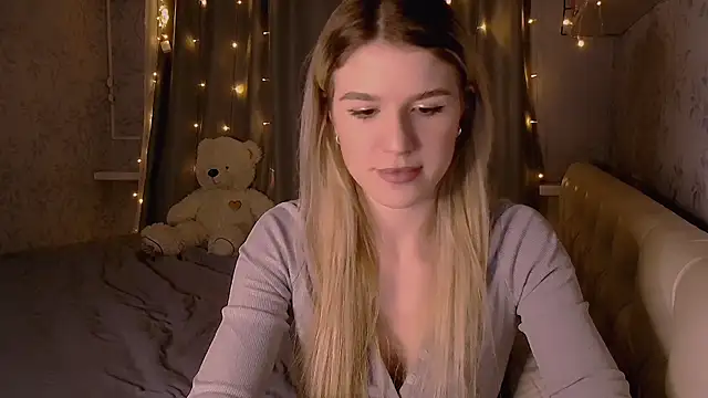 Melissa smith  online show from March 2026 06:25:02 PM