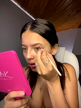 Sofia18 pinkk online show from November 2025 08:53:01 PM