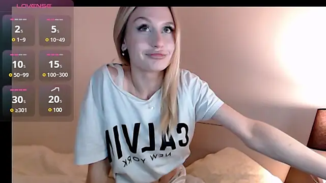 Snapshot of alice-dostoyevski chatting on January 2025 04:31:02 PM alice-dostoyevski online show from January 2025 04:31:02 PM