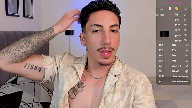 dylanspencer28 online show from March 2025 11:32:02 PM