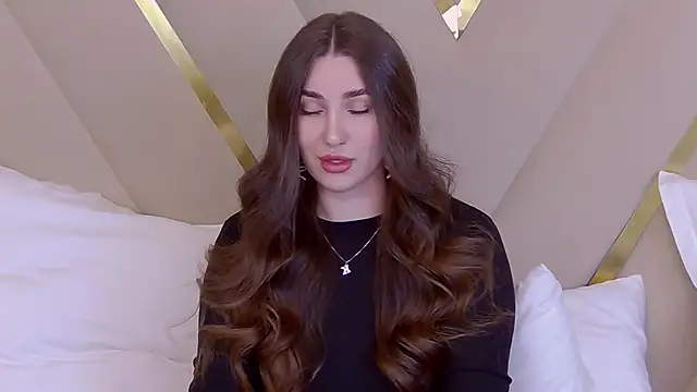 KiraBarlows online show from February 2025 07:19:02 PM