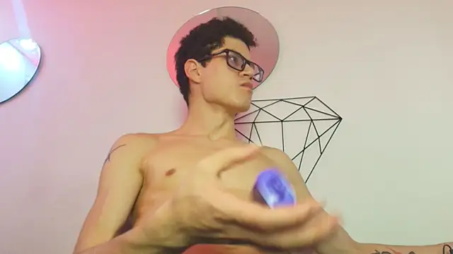 wolfandsky online show from October 2025 11:47:01 AM