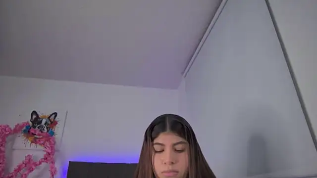 AmandaBrooks 18 online show from February 2026 01:32:01 AM