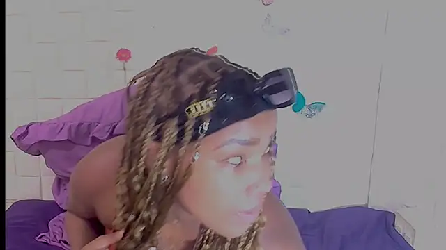 EroticSexyPrada online show from February 2026 05:50:01 PM