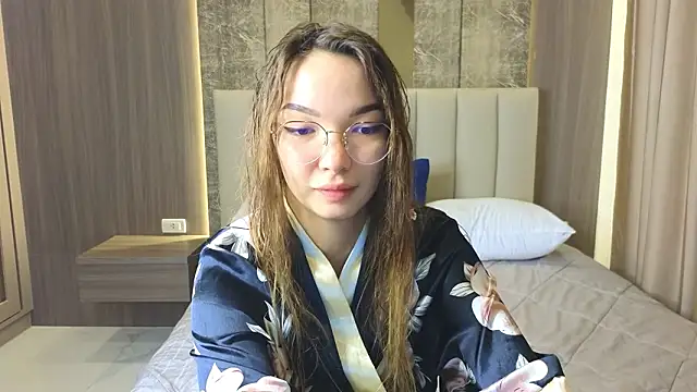 SusannJohnson online show from February 2026 12:20:02 AM